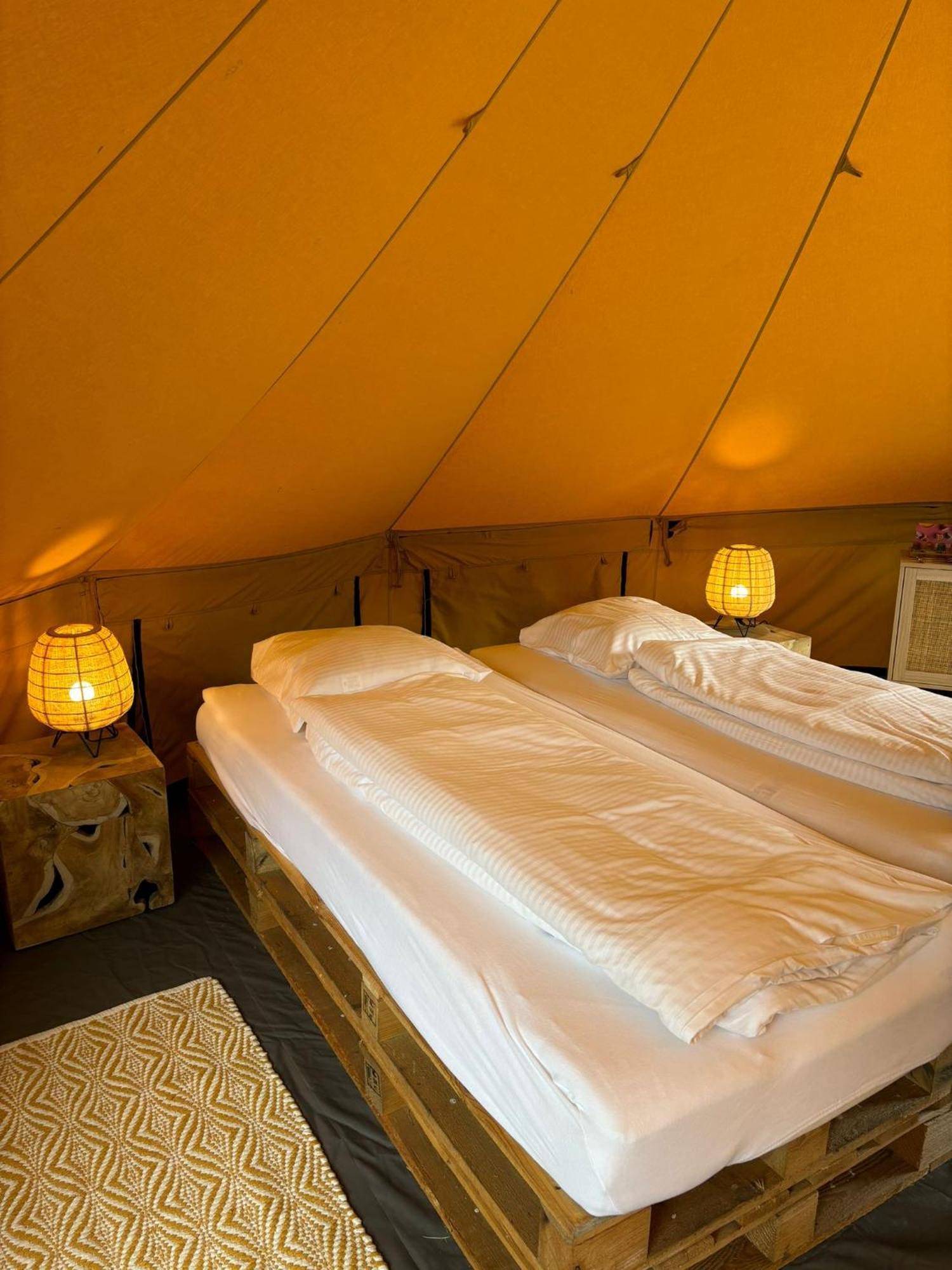 Glamping Bivak - Urban Gardens Gent Hotel Eksteriør billede